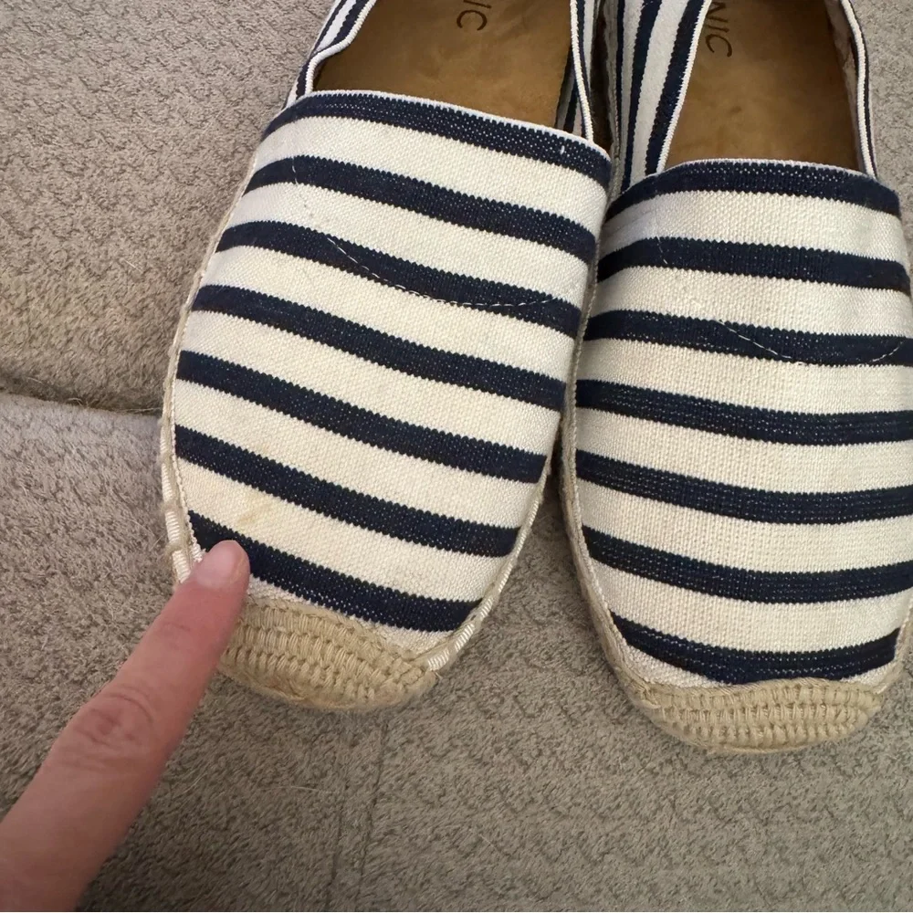 Vionic Valerie striped espadrilles flats loafers‎ size 8